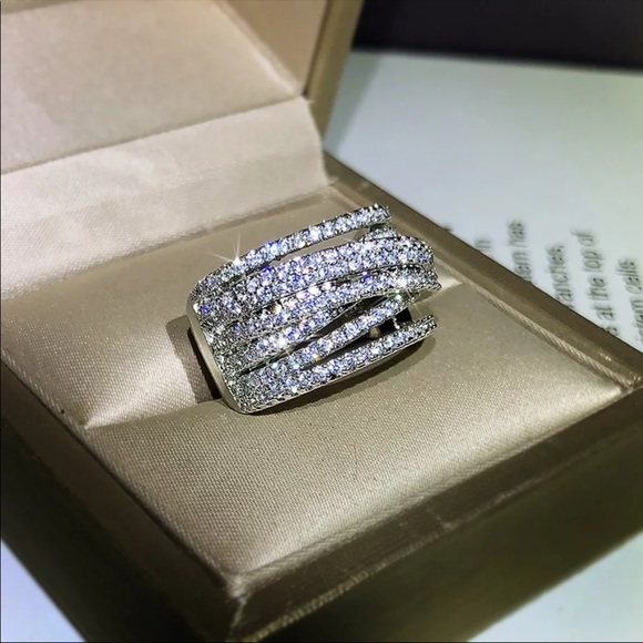 New Luxury Round 925 Silver Eternity Band Ring - Picture 4 of 5